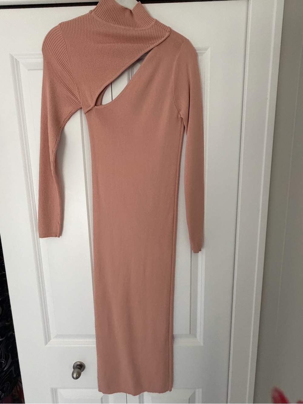 Zara Dusty Rose Long Sleeve Cutout Midi Dress